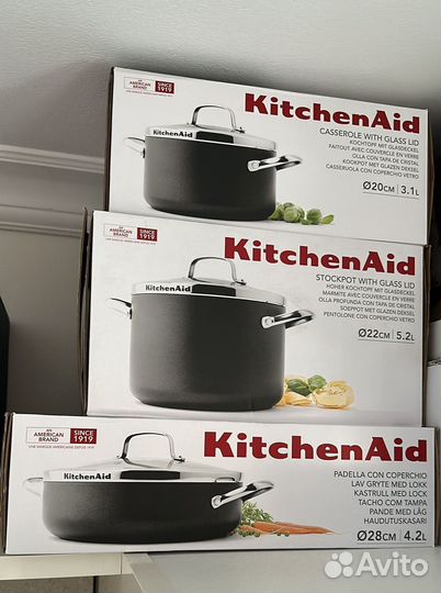 KitchenAid набор кастрюль