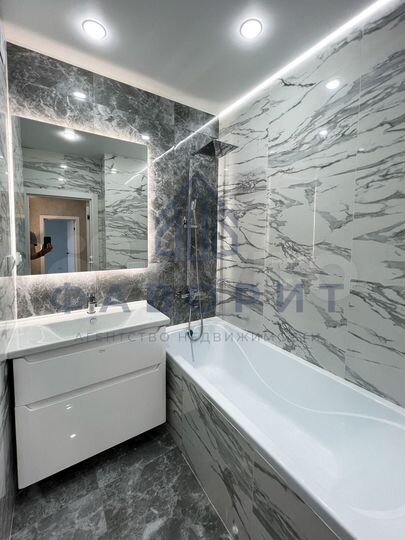 3-к. квартира, 72,8 м², 15/17 эт.