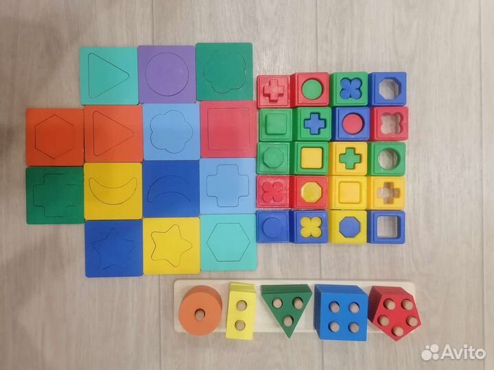 Развивающие игрушки