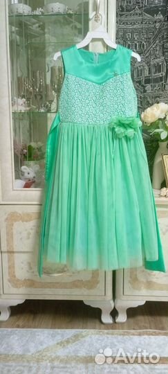 Нарядное платье для девочки 116- 122