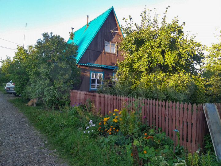 Дом 72 м² на участке 6 сот.