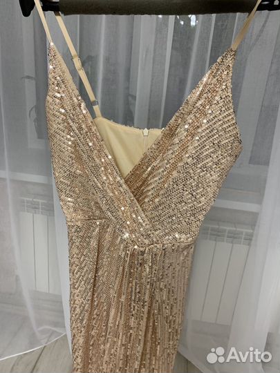 Вечернее платье