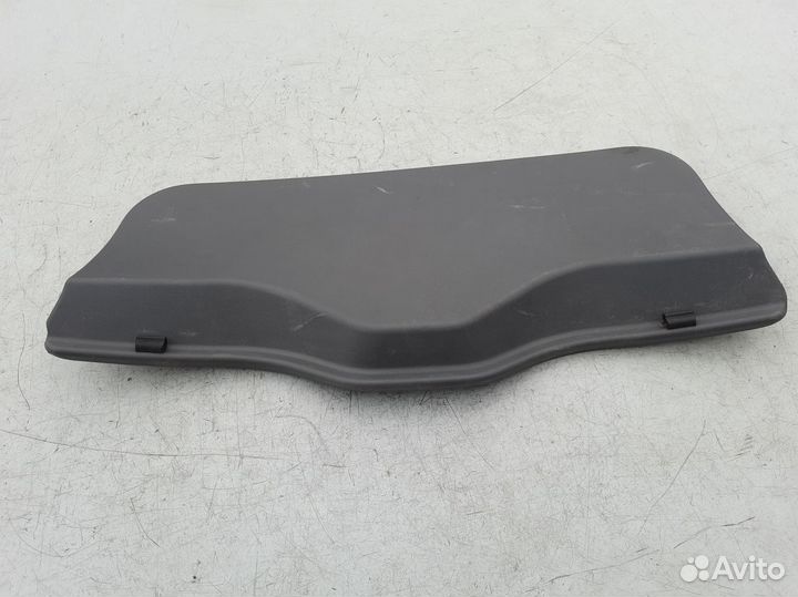 Обшивка двери багажника Chery Kimo