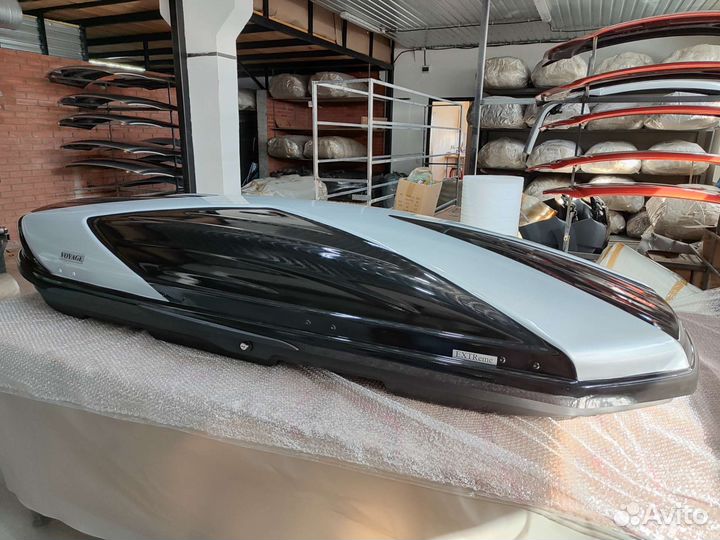 Автобокс на крышу Voyage 216 см 500л черный с X
