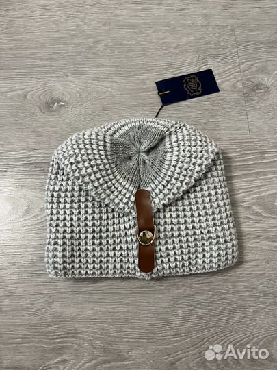 Шапка женская новая