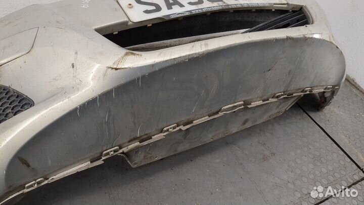 Бампер передний Opel Zafira B