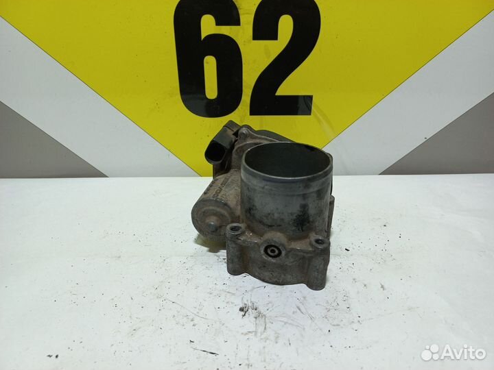 Дроссельная заслонка Volkswagen Golf VI