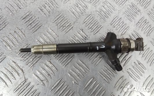 Форсунка дизельная toyota RAV 4 ZSA3 (EEA06AL02)