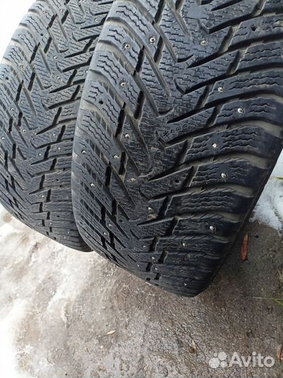 Nokian Tyres Hakkapeliitta 8 SUV 275/45 R21