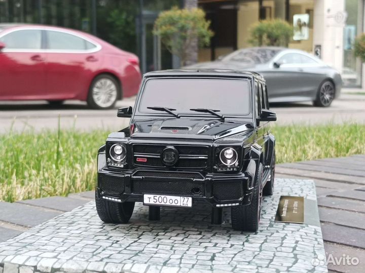 Mercedes-Benz Brabus G700 эксклюзивная модель 1:18