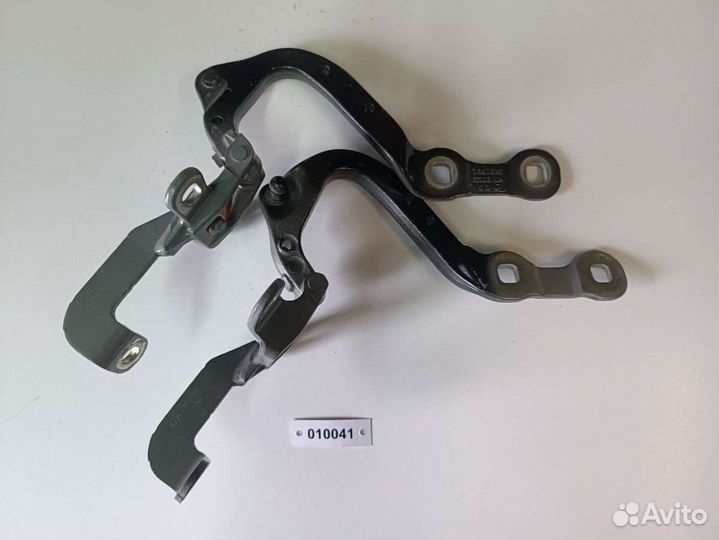 Петля крышки багажника BMW X3 G01 7397315,7397316