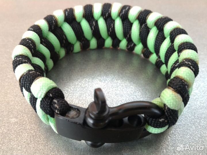 Браслет из паракорда 550 двойной с черепами фосфор