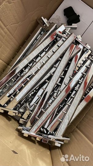 Настенные вешалки