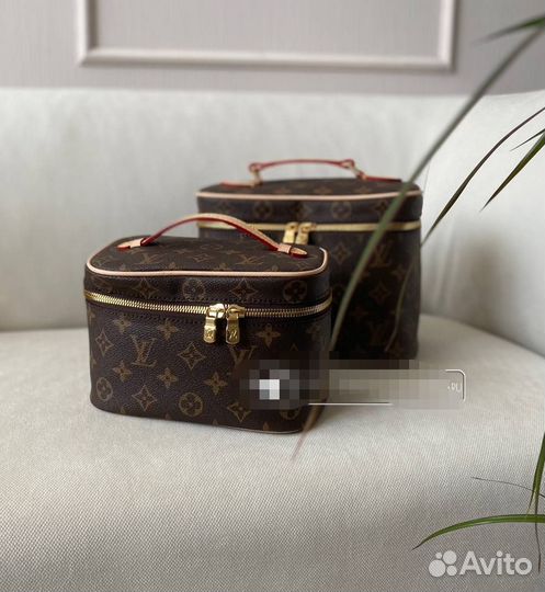 Косметичка/нессер Louis Vuitton
