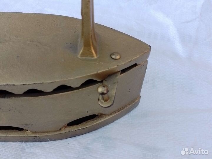 Старый утюг