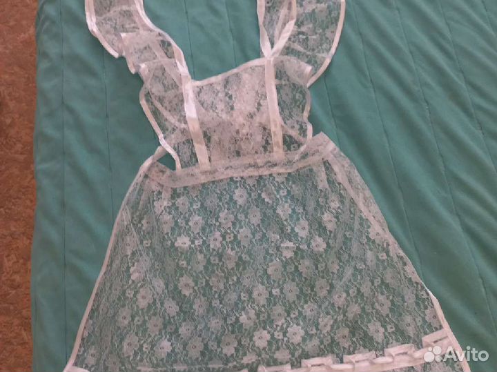 Белый школьный фартук