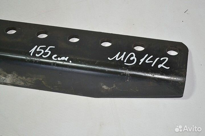 Уголок сцепного устройства (седла), левый mercedes