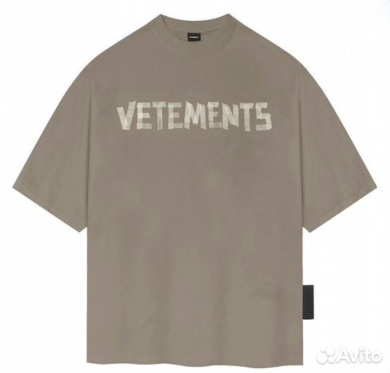 Футболка Vetements