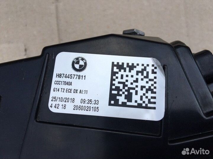 Фонарь в крышку багажника задний правый Bmw 8 F91