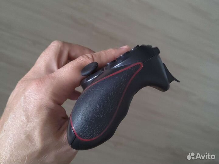 Беспроводной геймпад Redragon джойстик