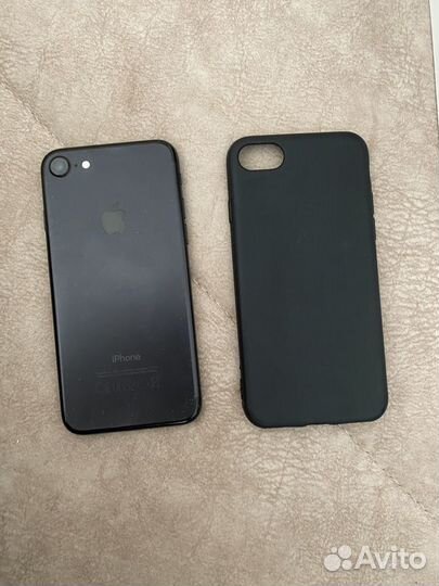 Телефон iPhone 7 на 128 гб