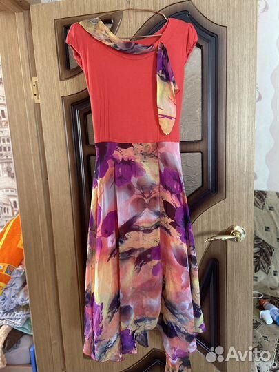 Платья женские