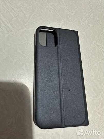 Чехол- книжка на lPhone 12