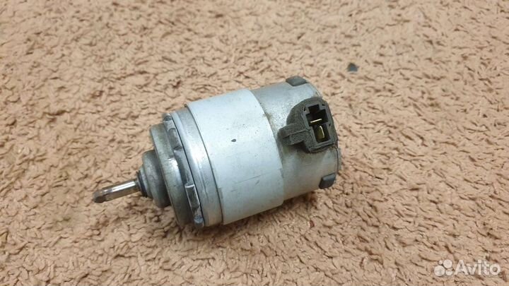 Моторчик печки халла