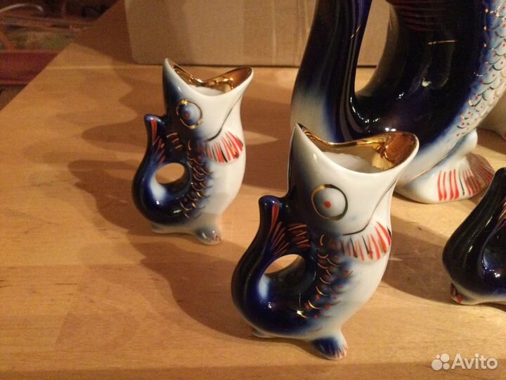 Набор рыбы, лоток-икорница рыбы