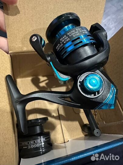 Катушка для спиннинга 1000
