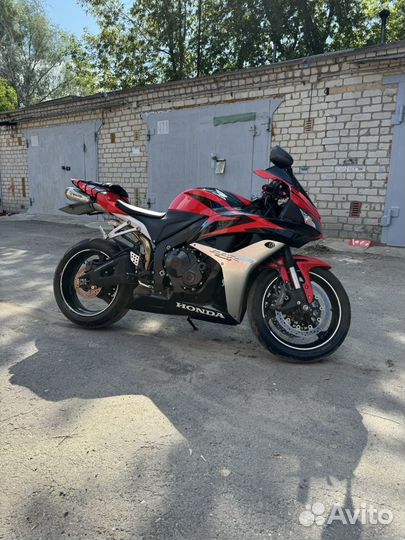 CBR 600 RR