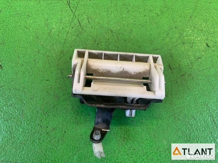 Ручка задней двери задний mitsubishi pajero