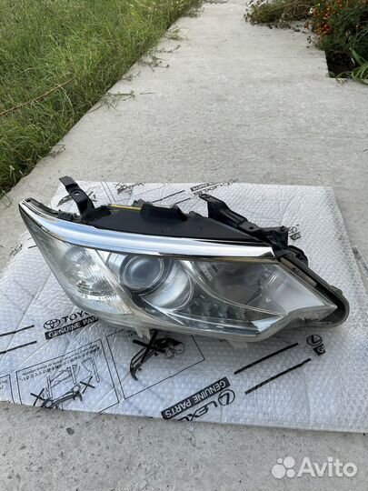Фара левая и правая адаптив тойота камри 55
