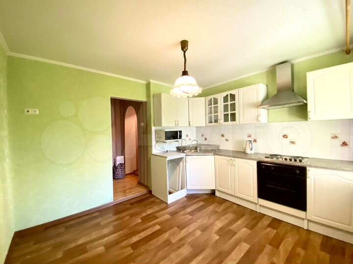4-к. квартира, 106 м², 4/10 эт.