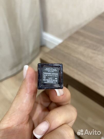 Глайд для губ Nars и карандаш для губ Nyx