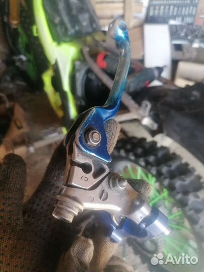 Kawasaki kx250f кросс по деталям. Только двигатель