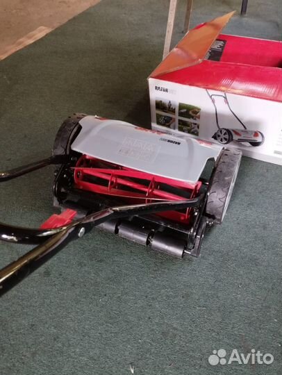 Косилка механическая