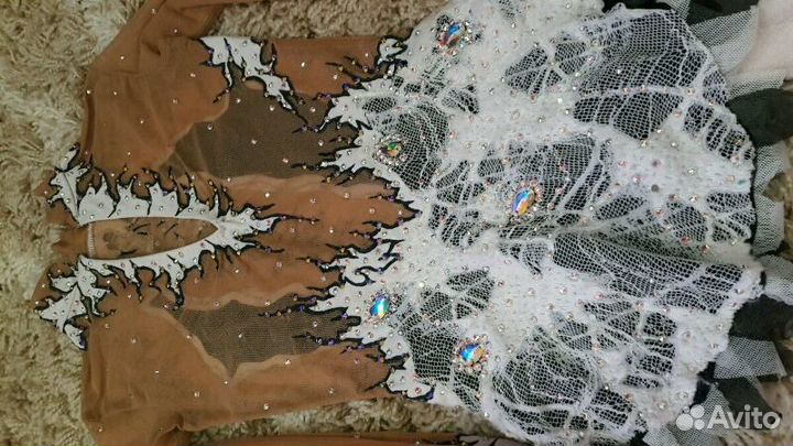 Купальник для художественной гимнастики