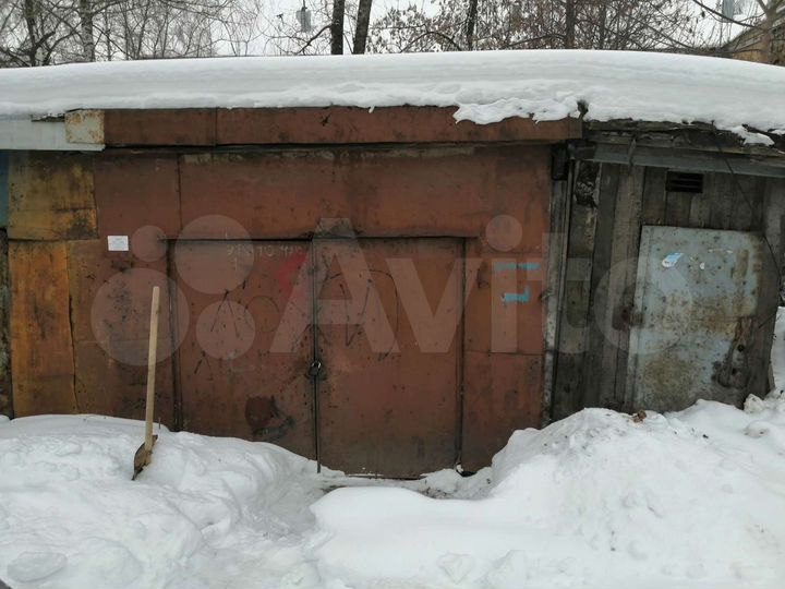 Гараж