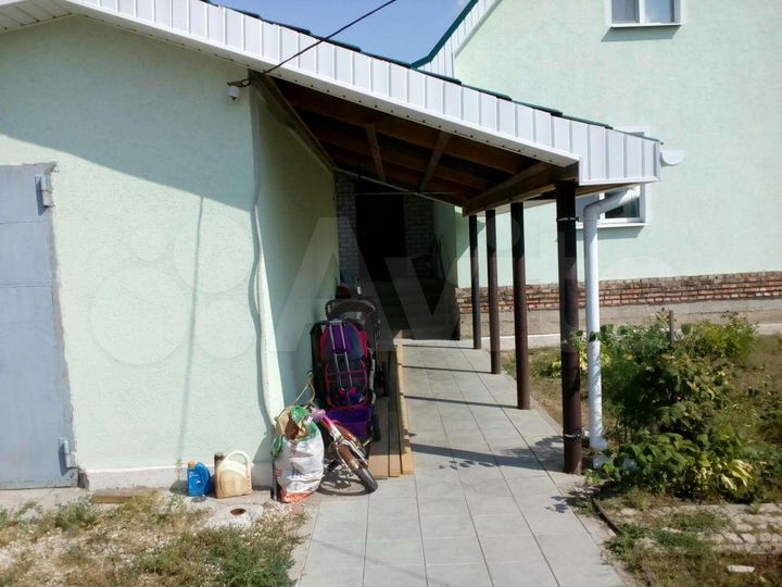 Дом 186 м² на участке 9 сот.