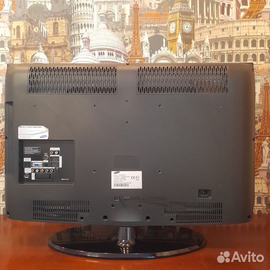 Телевизор Sumsung LE32B450C4W