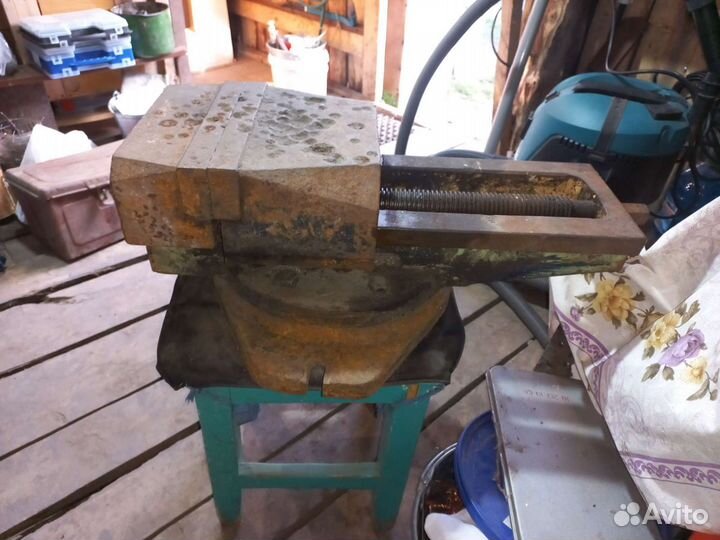 Тиски станочные СССР 250 мм