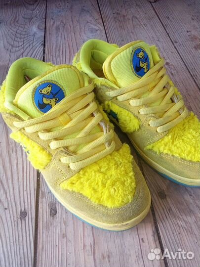 Nike SB Dunk Low Grateful Dead Bears Yellow