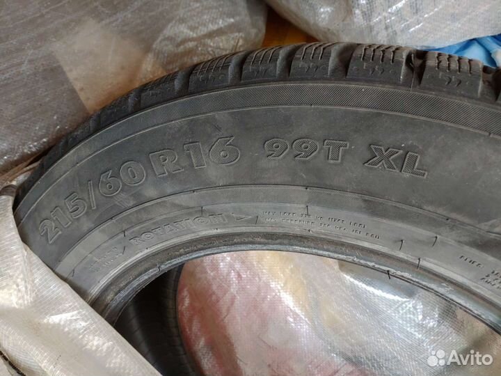 Nokian Tyres Hakkapeliitta 7 215/60 R16 99T