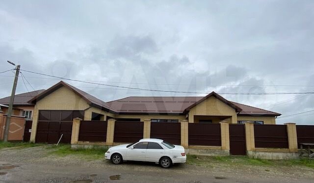 Дом 216 м² на участке 8 сот.