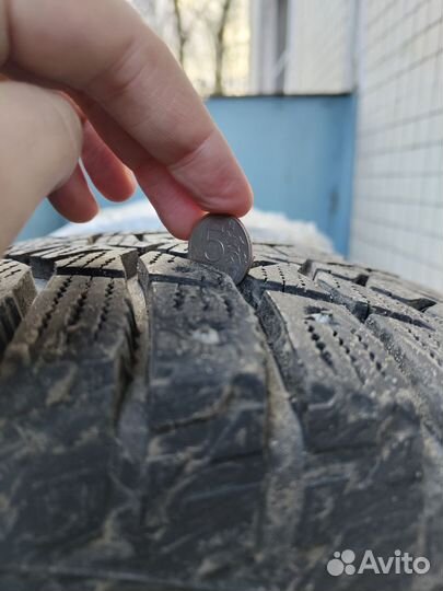 Bridgestone Blizzak Spike-02 SUV 235/65 R17 108T