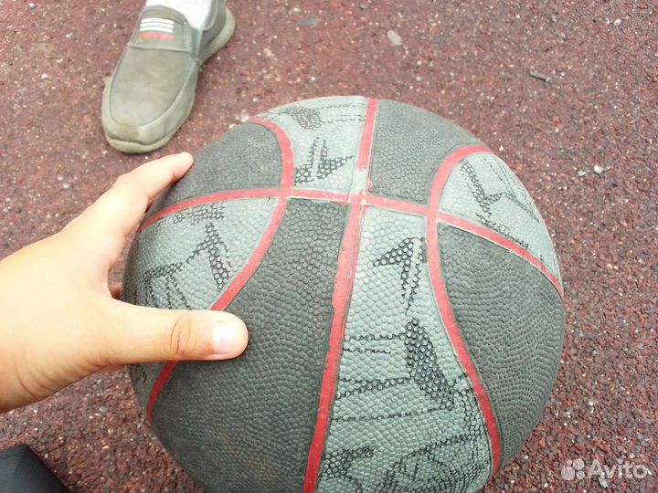 Баскетбольный мяч 7 adidas