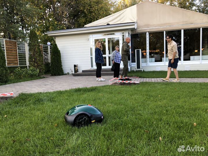 Робот газонокосилка модель Robomow RX12u