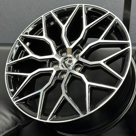 Литые диски Vossen HF2 8.5×R19 5×108