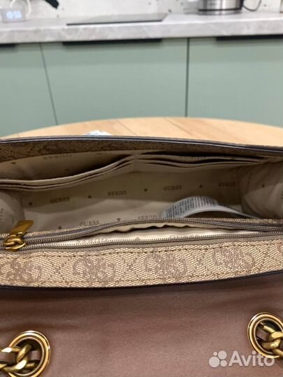 Сумка guess кроссбоди